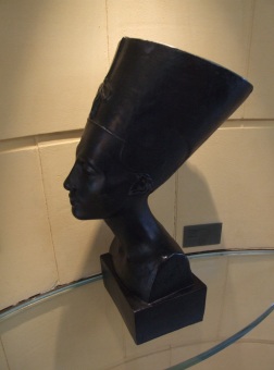 Marble Resin Contemporary Rendering of Queen Nefertiti circa 1350 BC