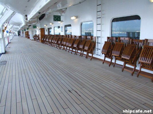 Zuiderdam Photologue - Promenade Deck - Steve J. Garrod